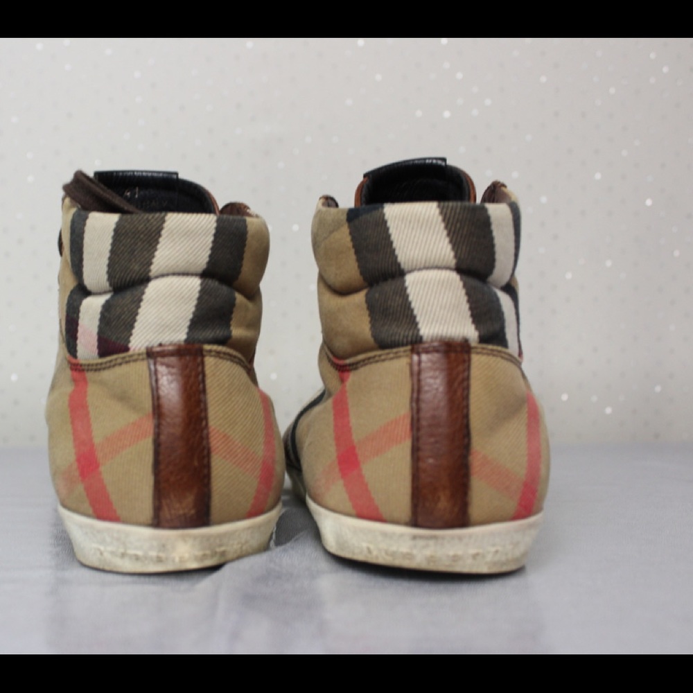 Burberry hightop vintage check sneakers - Picture 6 of 8